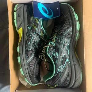 ASICS Gel Venture 6 NWT